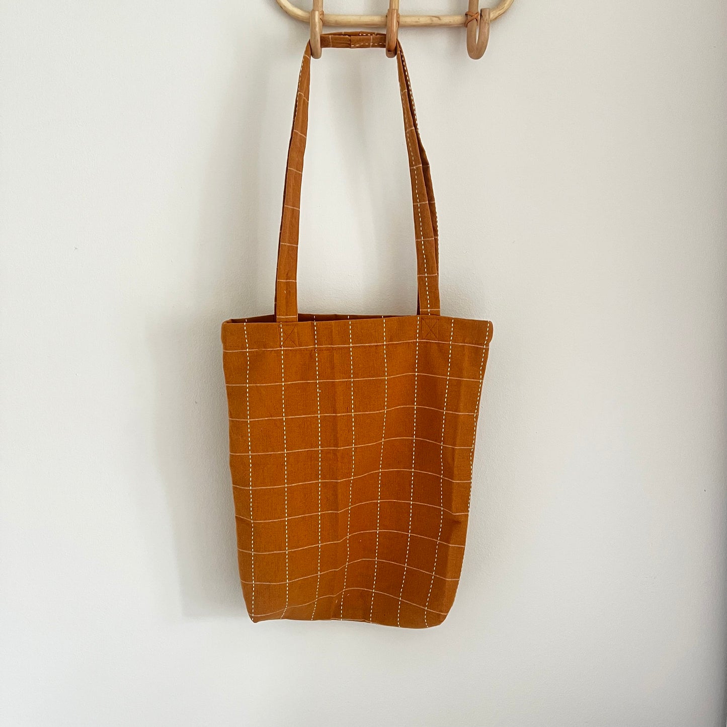 Tas Nora bruin
