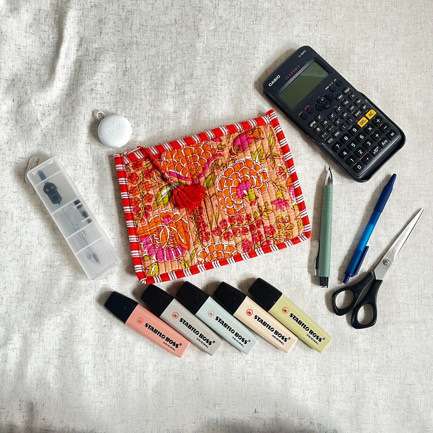 Etui Maartje oranje