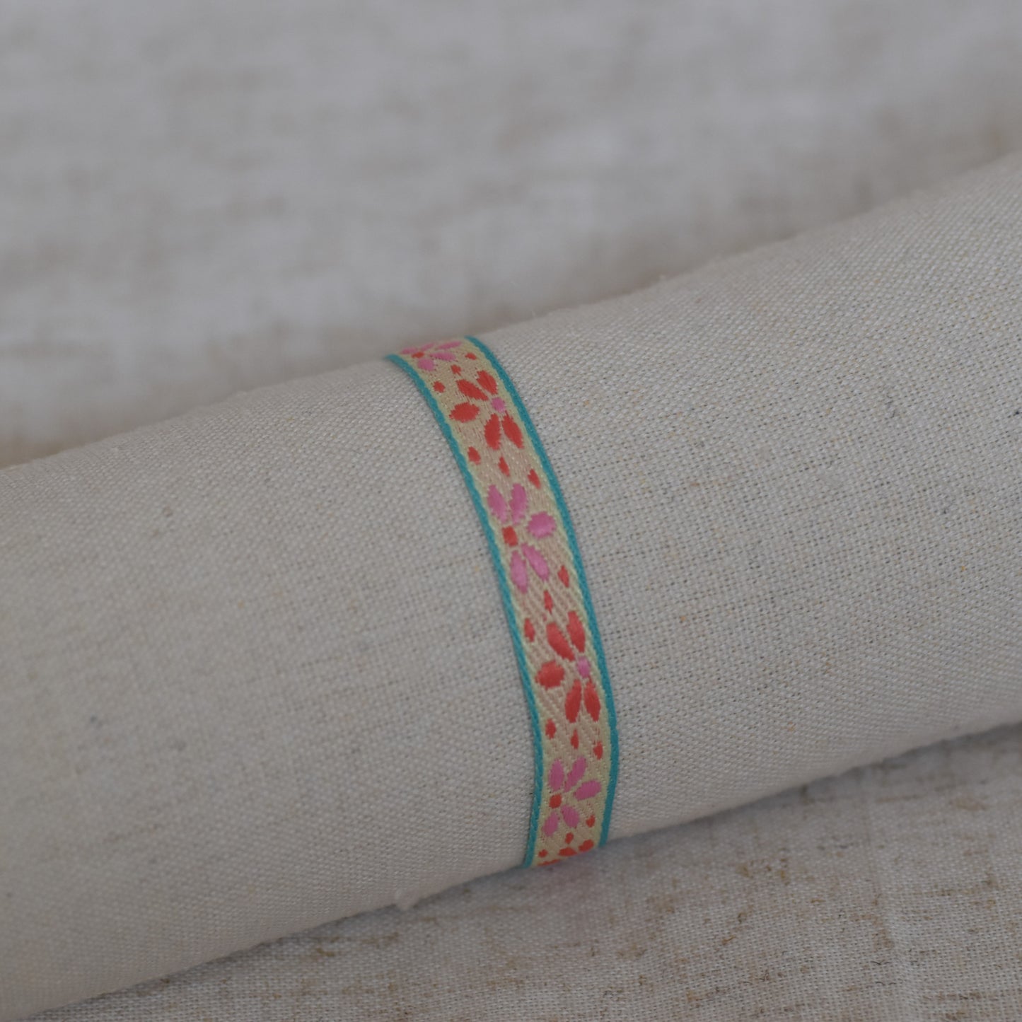 Lintarmband bloemetjes