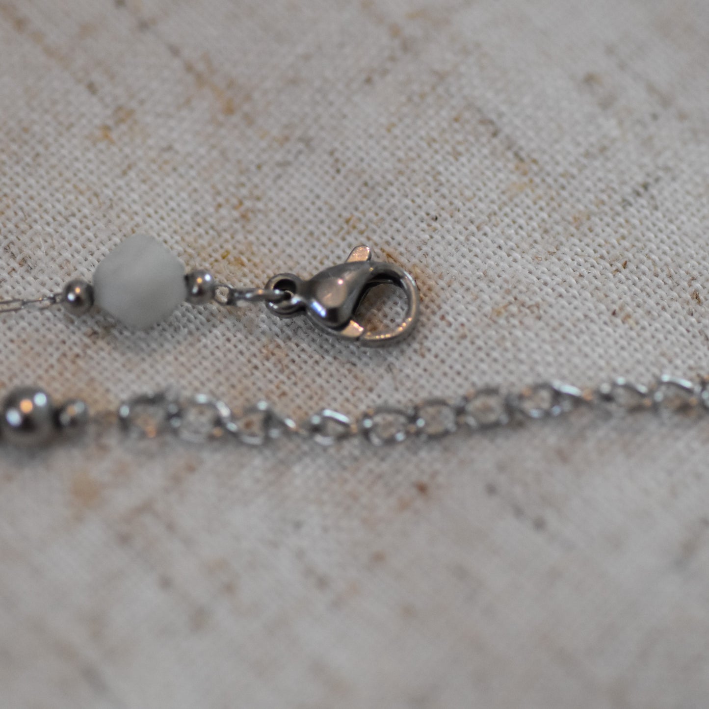 RVS ketting Fleur lichtblauw zilver