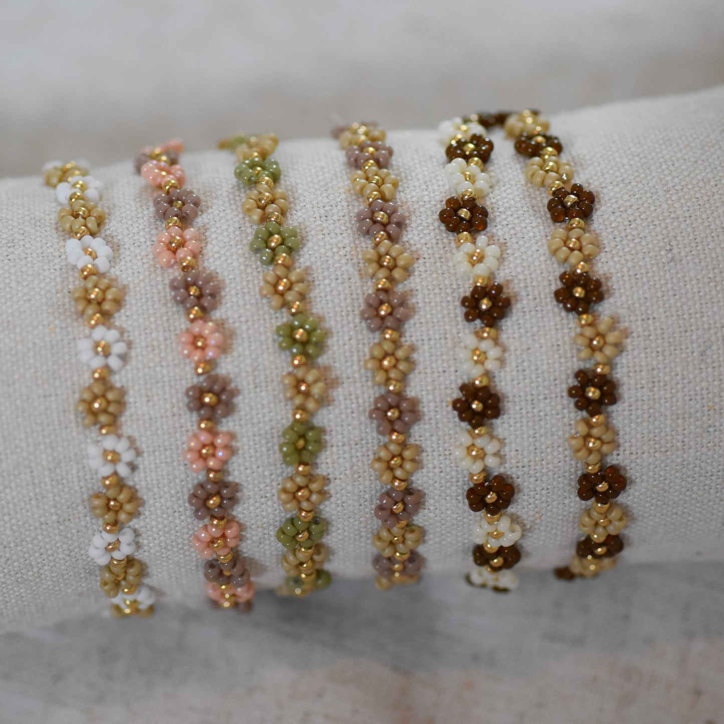 Kralenarmband Emma wit