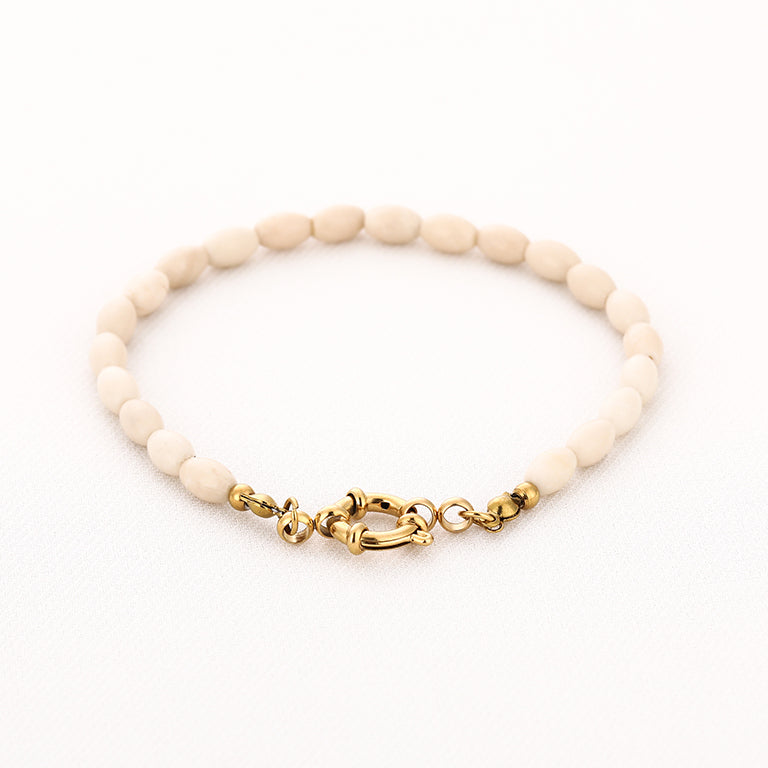 Kralenarmband Annemijne ivoor